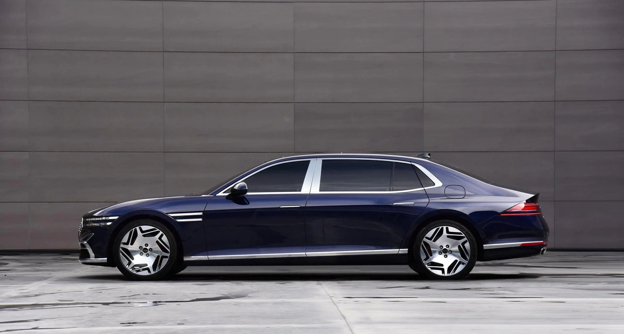 Gebrauchter Genesis G90 - Verkaufen Sie Ihren Genesis in der Schweiz | CompriamoAuto.ch