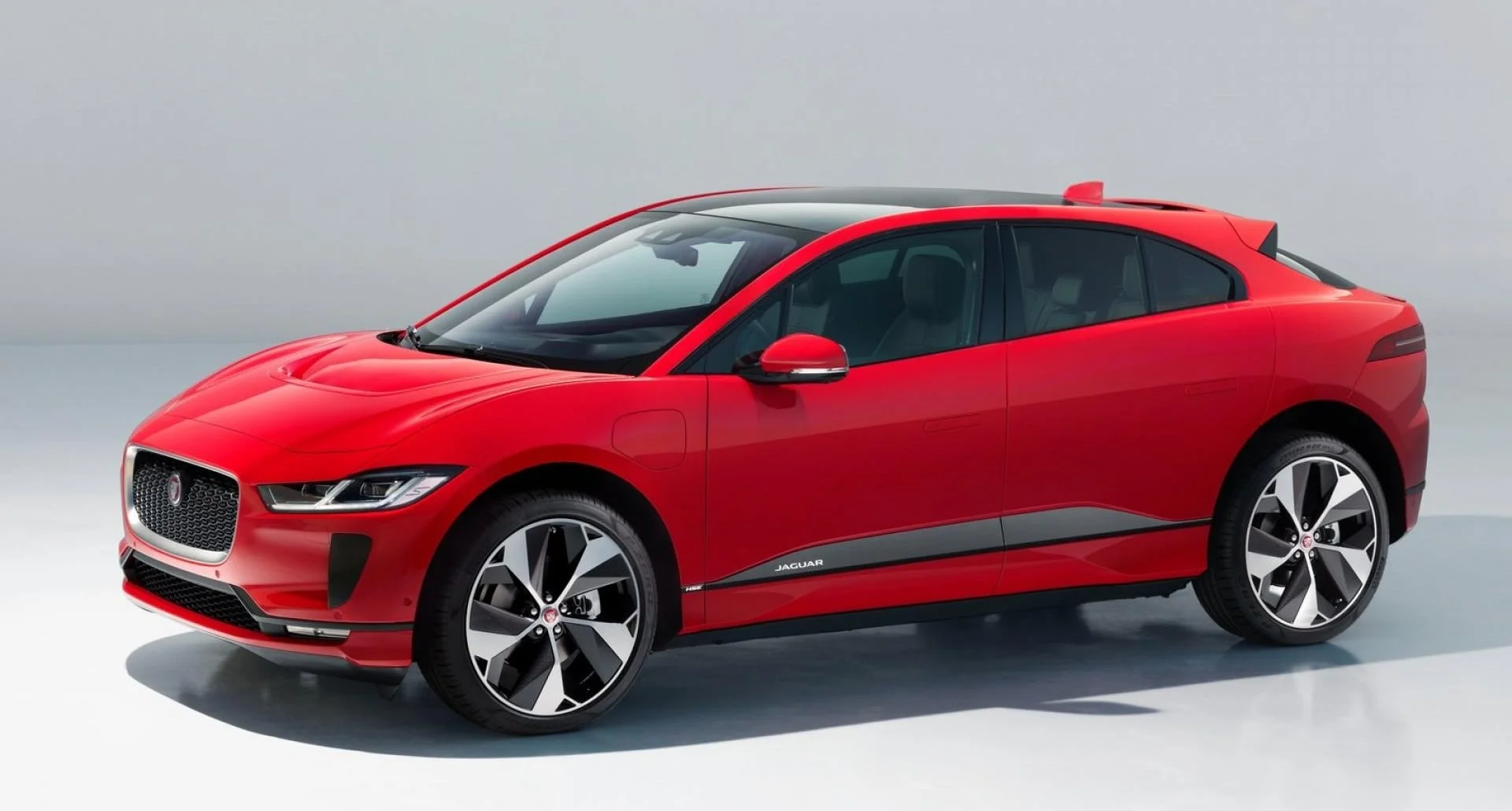 Verkaufen Sie Ihren Jaguar I-PACE zum besten Preis in der Schweiz Gebrauchter Jaguar I-PACE - Verkaufen Sie Ihren Jaguar in der Schweiz | CompriamoAuto.ch