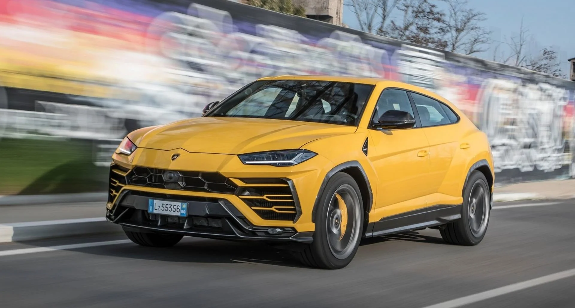 Verkaufen Sie Ihren Lamborghini URUS zum besten Preis in der Schweiz Gebrauchter Lamborghini URUS - Verkaufen Sie Ihren Lamborghini in der Schweiz | CompriamoAuto.ch