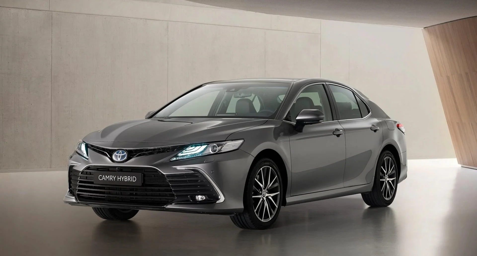 Used Toyota CAMRY - Sell your Toyota car in Switzerland | CompriamoAuto.ch