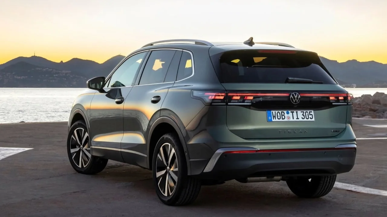 Sell your Volkswagen TIGUAN at the best price in Switzerland Used Volkswagen TIGUAN - Sell your VW car in Switzerland | CompriamoAuto.ch