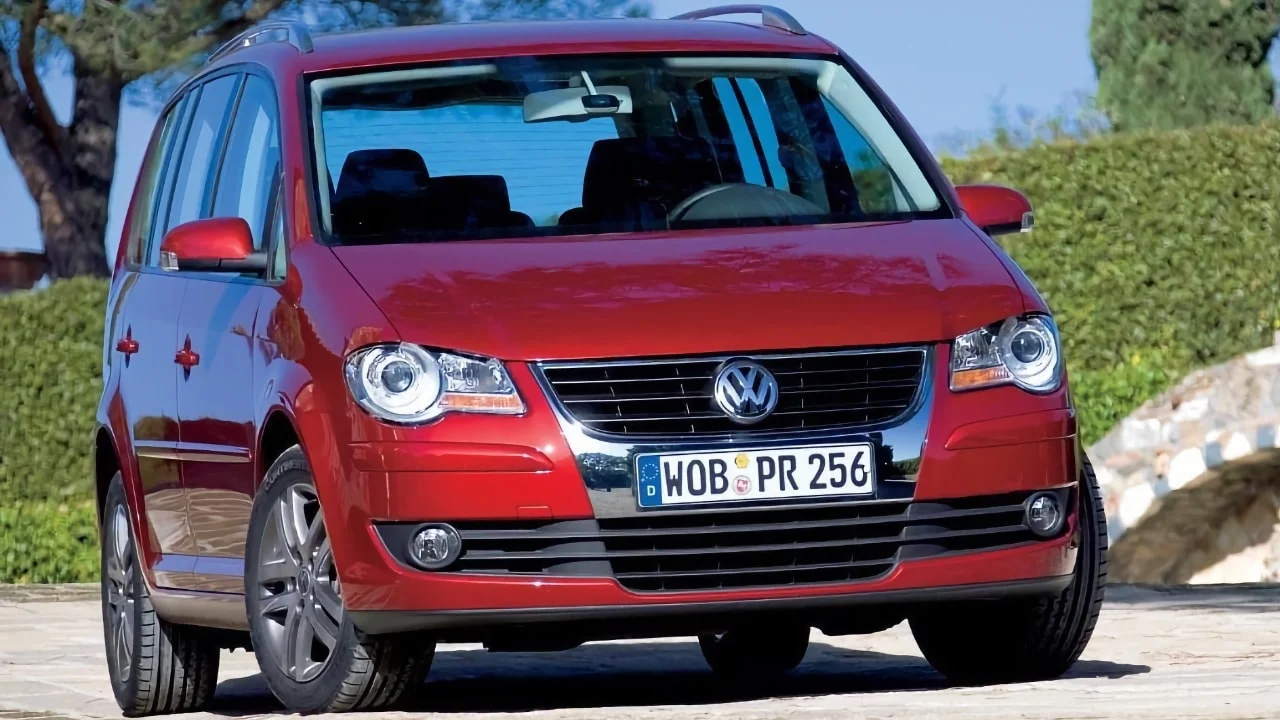 Sell your Volkswagen TOURAN at the best price in Switzerland Used Volkswagen TOURAN - Sell your VW car in Switzerland | CompriamoAuto.ch