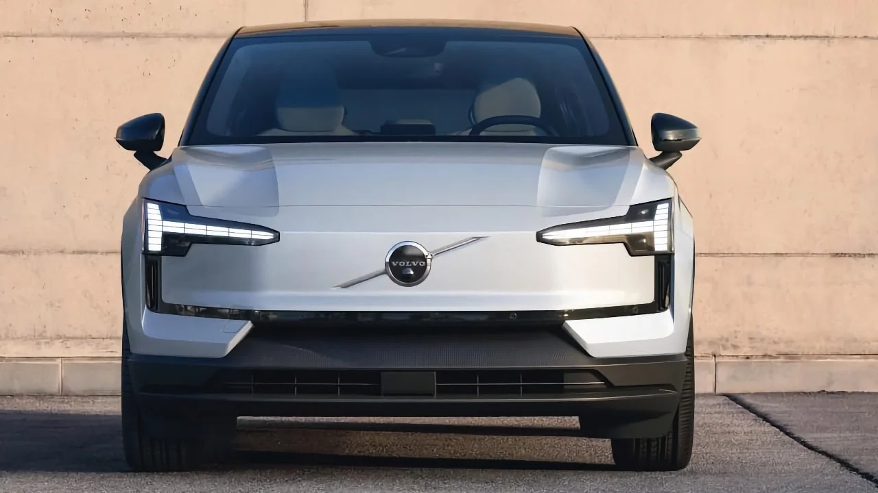 Gebrauchter Volvo EX30 - Verkaufen Sie Ihren Volvo in der Schweiz | CompriamoAuto.ch